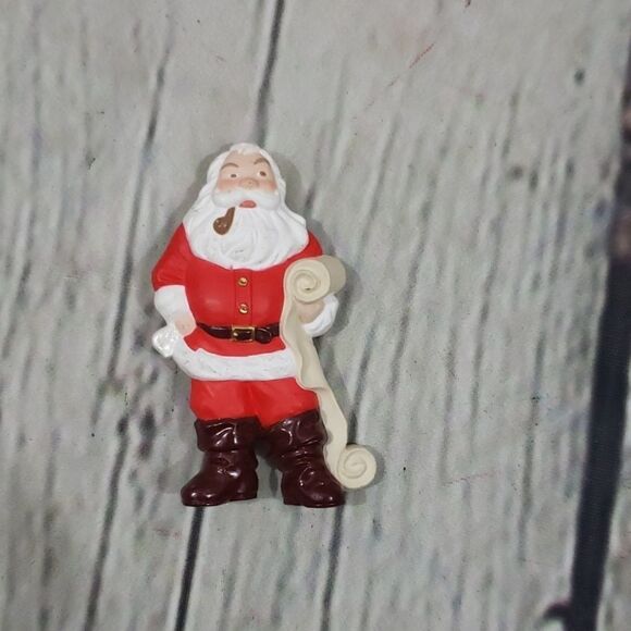 1998 HALLMARK SANTA NICK'S WISH LIST BROOCH - Picture 1 of 6